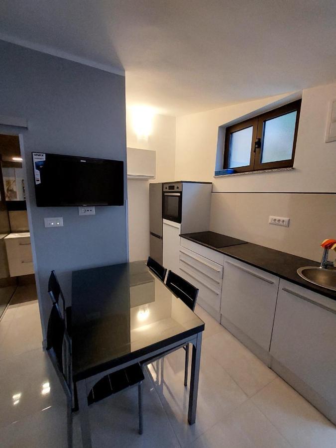 Apartman Ulrich Lukovo Zewnętrze zdjęcie